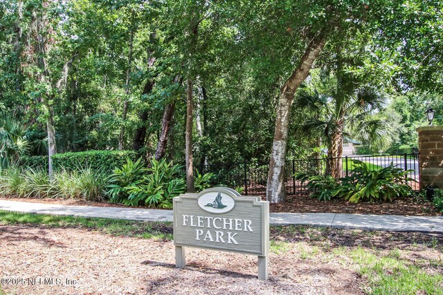 108 Harbourmaster Ct, Ponte Vedra Beach, FL 32082 - community / neighborhood sign with fence