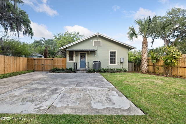 2930 Apache Ave, Jacksonville, FL 32210 - bungalow-style home with central AC unit