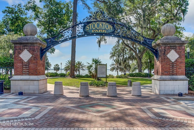 2930 Apache Ave, Jacksonville, FL 32210 - view of home's community