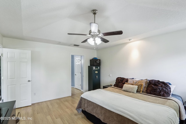 400 Harvest Bend Dr, Fleming Island, FL 32003 - bedroom featuring light wood-style floors and ceiling fan
