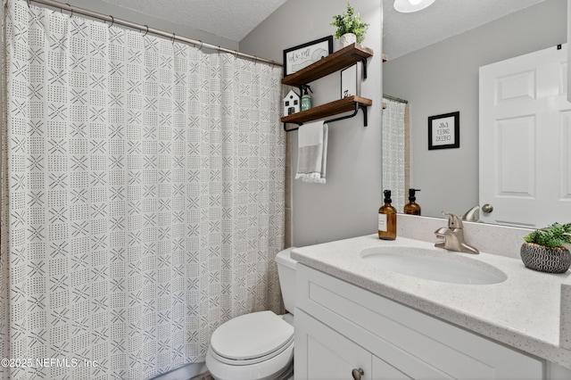 2599 Sandy Hollow Dr, Middleburg, FL 32068 - full bathroom with vanity, a textured ceiling, and a shower with shower curtain