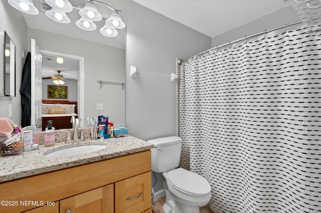 2599 Sandy Hollow Dr, Middleburg, FL 32068 - full bath featuring vanity, a ceiling fan, a shower with curtain, and a textured ceiling