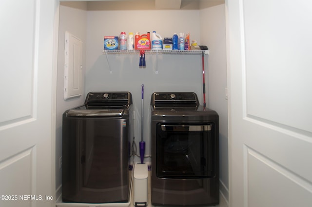 11104 Motion Ct, Jacksonville, FL 32256 - laundry area featuring laundry area and washing machine and dryer