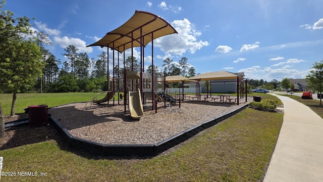 2416 Glade Ln, Green Cove Springs, FL 32043 - communal playground featuring a yard and a gazebo