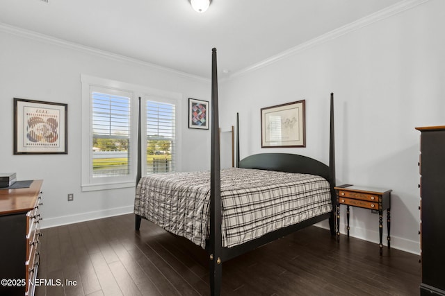 1553 Coastal Oaks Cir, Fernandina Beach, FL 32034 - bedroom featuring baseboards, crown molding, and dark wood-type flooring