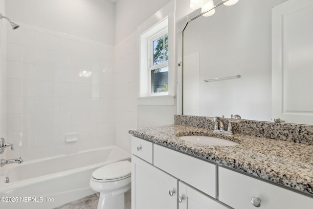 1553 Coastal Oaks Cir, Fernandina Beach, FL 32034 - bathroom featuring vanity, washtub / shower combination, and toilet