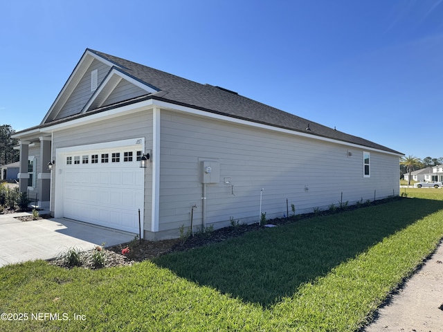 2672 Charmer Ct, Green Cove Springs, FL 32043 - view of side of property with a yard, driveway, and a garage