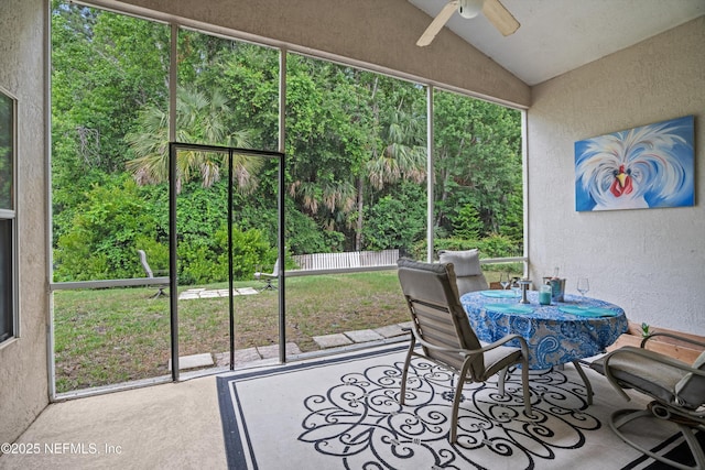 1105 Pine Mill Ln, Ponte Vedra Beach, FL 32082 - sunroom / solarium with ceiling fan, vaulted ceiling, and outdoor dining space