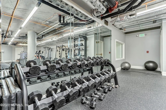400 E Bay St Unit 1610-1611, Jacksonville, FL 32202 - workout area featuring baseboards