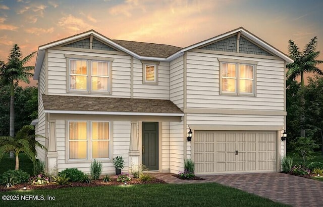 568 Blind Oak Cir, Saint Augustine, FL 32095 - traditional-style home featuring driveway and a garage