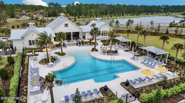 462 Hillendale Cir, Saint Johns, FL 32259 - pool with a water view, a patio area, fence, and a forest view