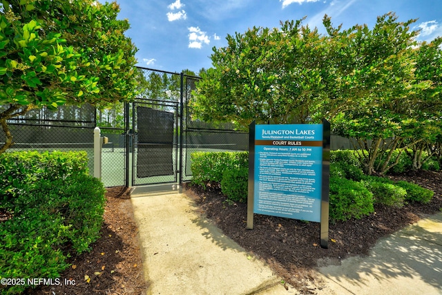 742 Honey Blossom Rd, Saint Johns, FL 32259 - details with fence and a gate