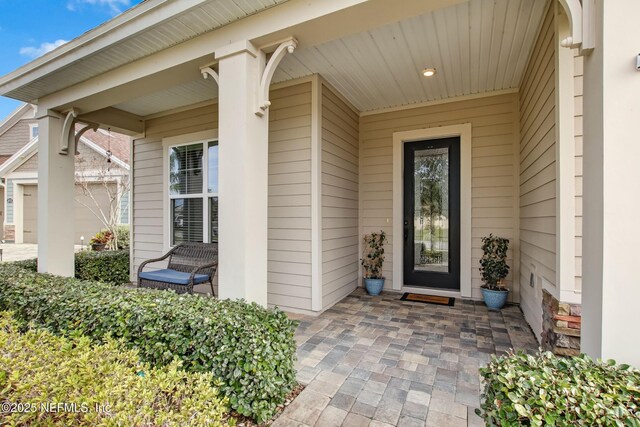 85325 Champlain Dr, Fernandina Beach, FL 32034 - property entrance with covered porch