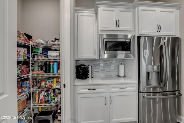 85325 Champlain Dr, Fernandina Beach, FL 32034 - view of pantry