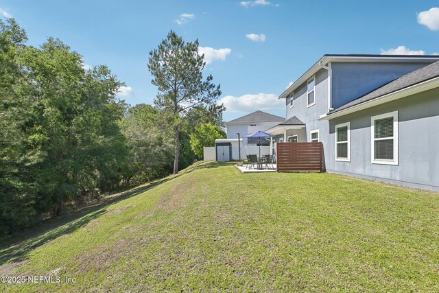 2968 Ravine Hill Dr, Middleburg, FL 32068 - view of yard featuring a patio and an outdoor structure