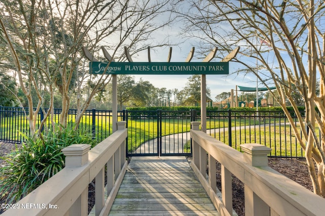 view of surrounding community