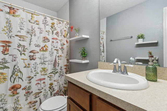 625 Oakleaf Plantation Pkwy Unit 1115, Orange Park, FL 32065 - full bathroom with toilet, vanity, a textured ceiling, and a shower with shower curtain
