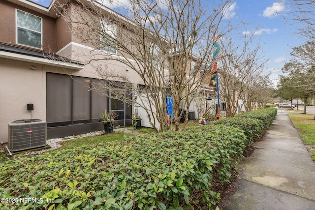 625 Oakleaf Plantation Pkwy Unit 1115, Orange Park, FL 32065 - exterior space with central AC