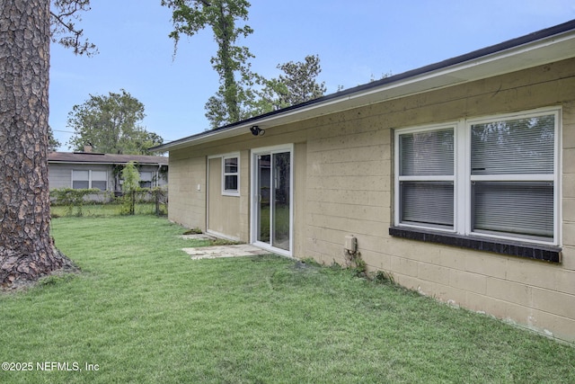 5417 Attleboro St, Jacksonville, FL 32205 - back of property with concrete block siding