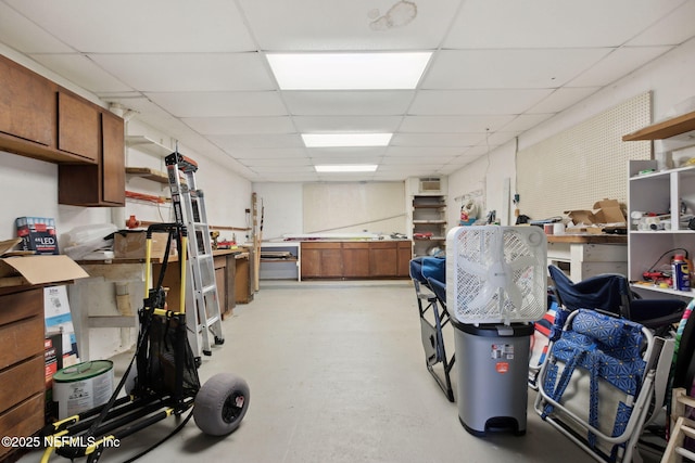 2122 S Fletcher Ave, Fernandina Beach, FL 32034 - interior space featuring a paneled ceiling and a workshop area