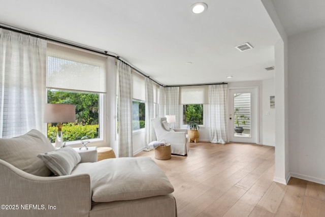 90 Players Club Villas Rd, Ponte Vedra Beach, FL 32082 - interior space with baseboards, recessed lighting, visible vents, and wood finished floors