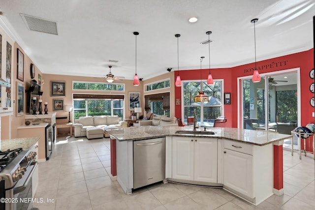 112 Long Branch Way, Saint Augustine, FL 32086 - kitchen featuring appliances with stainless steel finishes, visible vents, a ceiling fan, and a sink