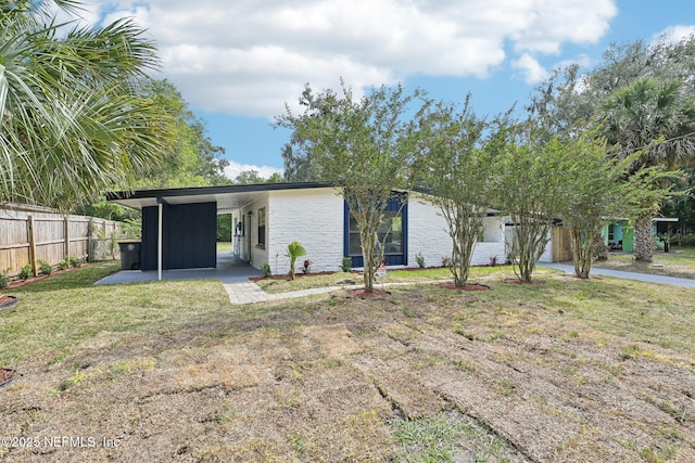 5444 Keystone Dr S, Jacksonville, FL 32207 - view of front of home