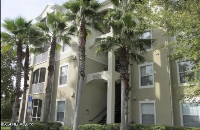 7801 Point Meadows Dr Unit 1108, Jacksonville, FL 32256 - view of property with stairs