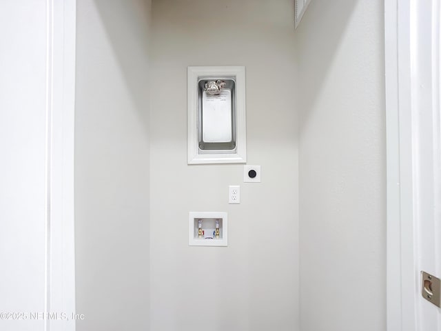 11462 Oakfield Ct, Jacksonville, FL 32258 - laundry area featuring hookup for an electric dryer, laundry area, and hookup for a washing machine