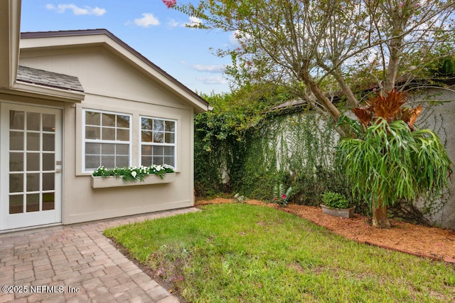 2537 Dauphine Ct E, Ponte Vedra Beach, FL 32082 - view of grassy yard