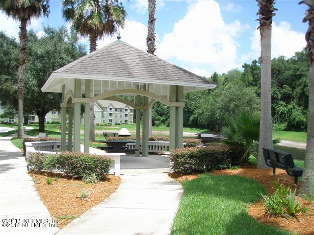 7701 Timberlin Park Blvd Unit 623, Jacksonville, FL 32256 - surrounding community featuring a gazebo