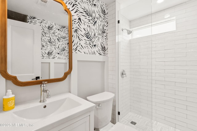 2902 W 5th St, Fernandina Beach, FL 32034 - full bath featuring a stall shower, vanity, and toilet