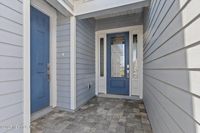 view of exterior entry