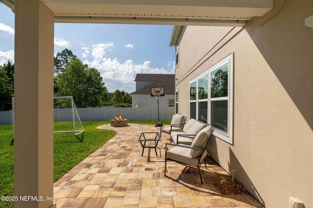 2565 Cold Stream Ln, Green Cove Springs, FL 32043 - view of patio featuring an outdoor fire pit and a fenced backyard