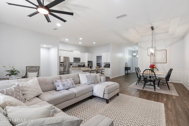1309 Foxmeadow Trl, Middleburg, FL 32068 - living area featuring dark wood-type flooring, a ceiling fan, and recessed lighting