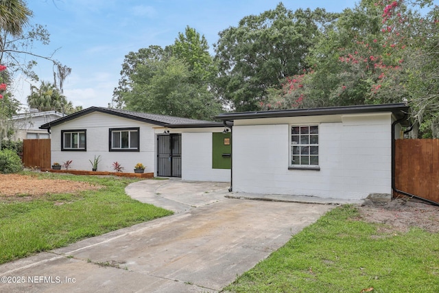 8151 Ladoga Ave, Jacksonville, FL 32217 - photo 2