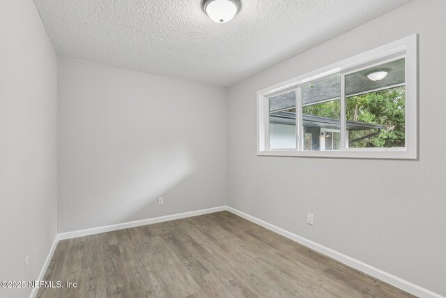 8151 Ladoga Ave, Jacksonville, FL 32217 - photo 21