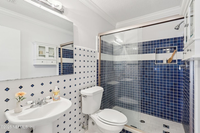 9250 Arbolita Way, Jacksonville, FL 32256 - full bath with crown molding, toilet, a shower stall, a sink, and decorative backsplash