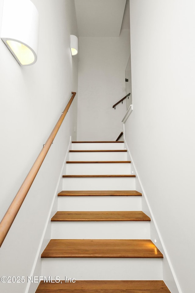 114 12th Ave S Unit 102, Jacksonville Beach, FL 32250 - view of staircase