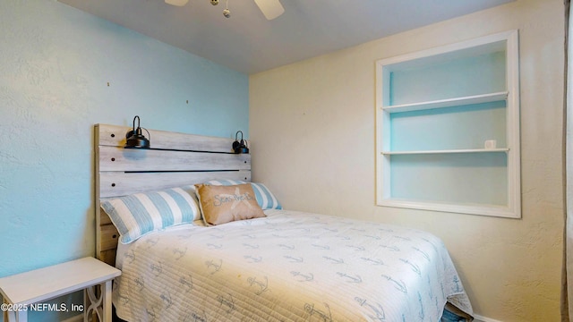 bedroom with a ceiling fan