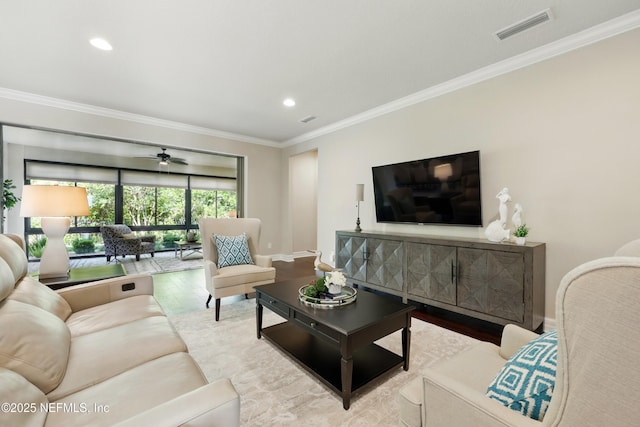 123 Tree Side Ln, Ponte Vedra, FL 32081 - living area featuring crown molding, baseboards, wood finished floors, recessed lighting, and a ceiling fan
