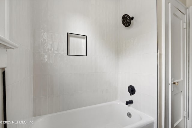 3577 Valencia Rd, Jacksonville, FL 32205 - bathroom with shower / bathtub combination