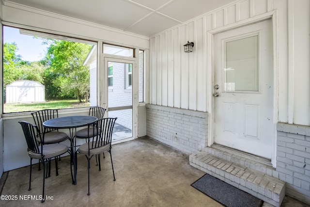 7315 Wonder Ln, Jacksonville, FL 32244 - sunroom with outdoor dining area