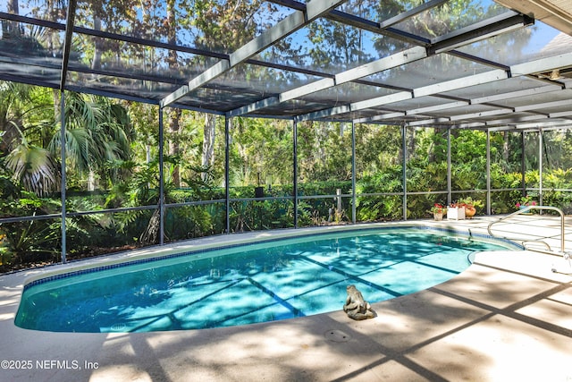 445 W Mill Chase Ct, Ponte Vedra Beach, FL 32082 - swimming pool featuring a patio and a lanai