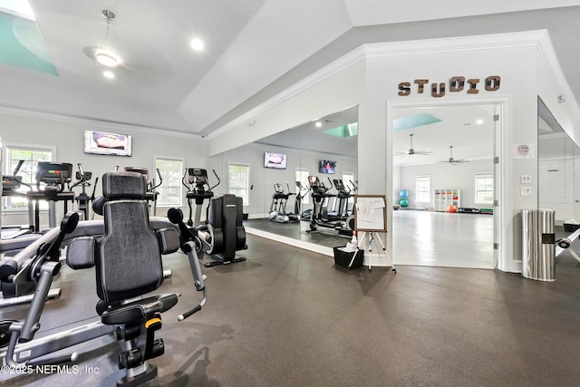 workout area featuring ceiling fan, healthy amount of natural light, crown molding, and recessed lighting