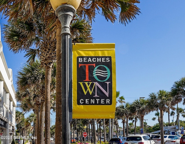 711 Ocean Blvd, Atlantic Beach, FL 32233