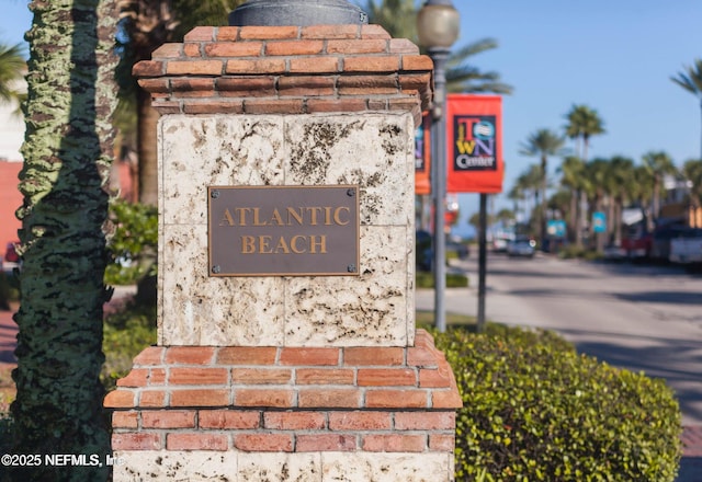 711 Ocean Blvd, Atlantic Beach, FL 32233