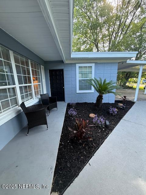 6845 Cherbourg Ave S, Jacksonville, FL 32205 - view of doorway to property