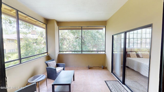 view of sunroom / solarium