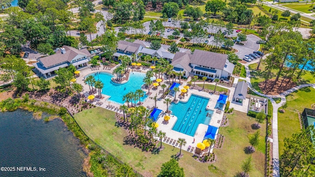 360 Rustic Mill Dr, Saint Augustine, FL 32092 - bird's eye view of a pool area and a large body of water
